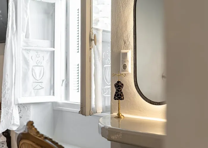 Apartment The Locals